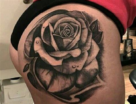 tatuajes en la nalga|imagenes de tatuajes femeninos.